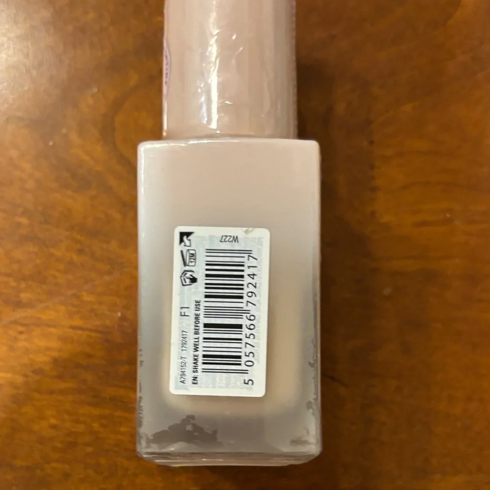 Makeup Revolution Skin‎ Silk Foundation, E.L.F CC Cream & Brow Pen Lot of 3